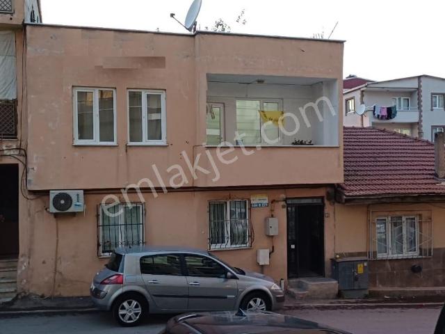 Esenevler Mh.merkezi Lokasyon Müstakil Bina Kiralık 3+1 Daire