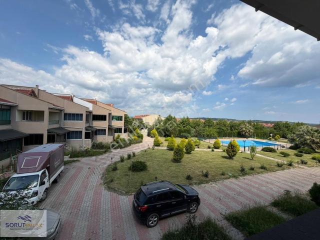 Erikli'de Havuzlu, Eşyalı, 160m² Kiralık Yazlık