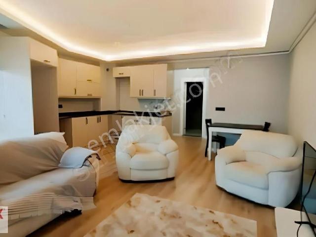 Erikliman Mahallesinde Eşyalı 1+1 Satılık Daire