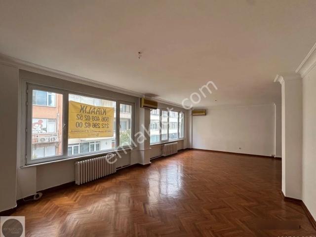 Erkutun'dan, Gümüşsuyu İnönü Cad. Paraleli, Asansörlü Ve Ferah, Konut/ofis İçin 3+1 Kiralık Daire