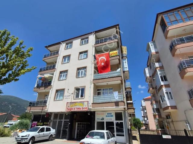 Erkam Emlakdan 3+1 Ara Kat İstasyon Cad Üzeri