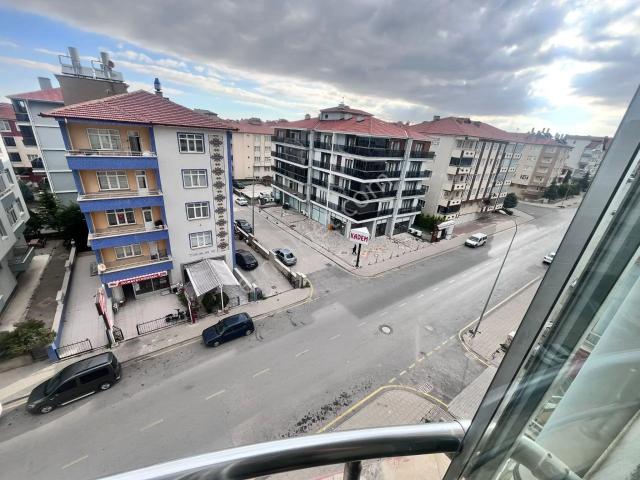 Erkam Emlakdan Yarenlerin Göbeğinde Garajlı 3+1