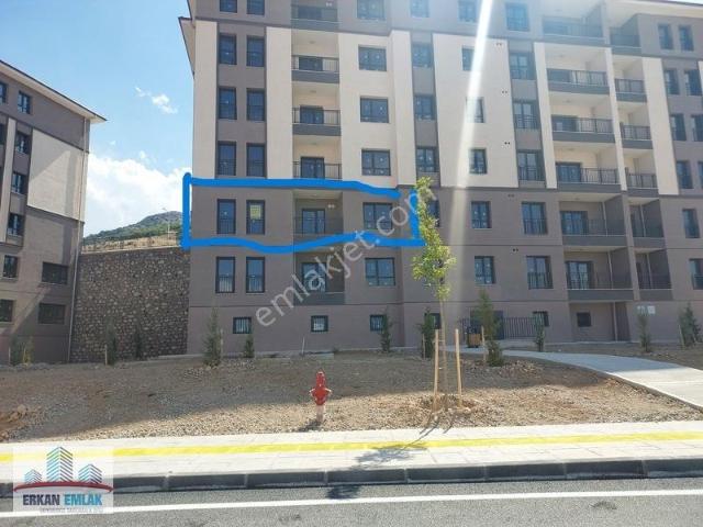 Erkan Emlaktan Akoğuz Toki Lerde Manzaralı Kiralık 3+1 Daire