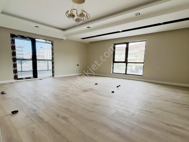 Çerkezköy Tepe Mevki Lüx 2+1 95m2 Yerden Isıtmalı Son 1 Daire