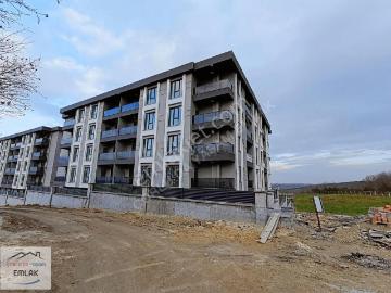 Çerkezköy Tepe Bölgesinde Site İçerisinde Satılık 1+1 Daire