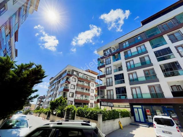 Çerkezköy Tepe Yolu Üzerinde Bağcı Sitesi'nde Satılık 3+1 Daire