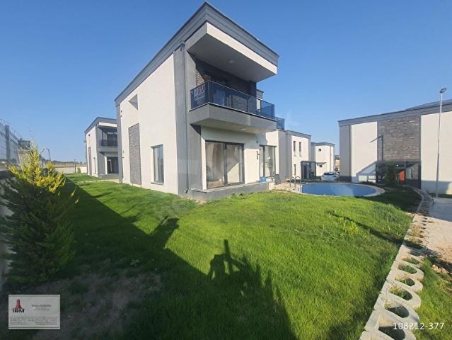 ÇERKEZKÖY,AMBARDERE,DANIŞ DIAMOND, SİTEDE MÜSTAKİL SATILIK VILLA