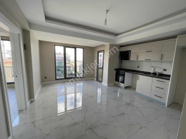 Çerkezköy İstasyon Mahallesinde Kiralık 1+1 Daire