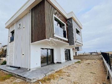 Erkiletin En Pestijli Konumunda 8+1 Ultra Lüks 3 Katlı Villa