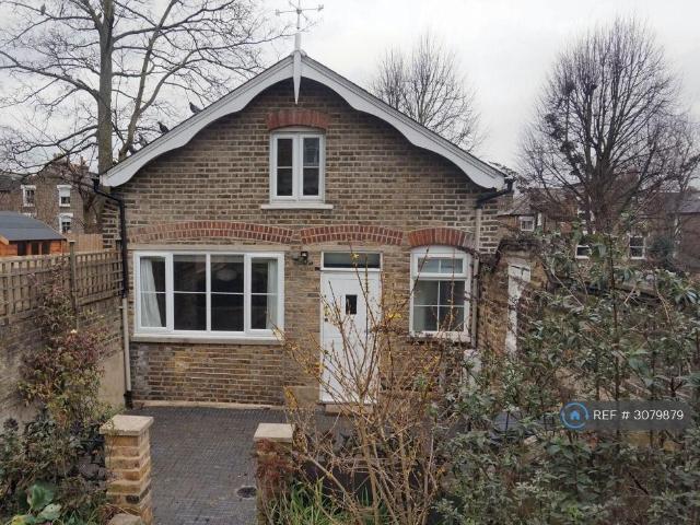 Erlanger Road, London, SE14 1 bed detached house to rent £1,800 pcm £415 pw