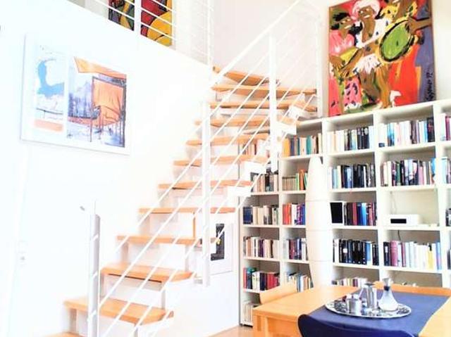 Erlesen lichte 4Zi. Galeriewohnung mit Balkon & Loggia Nürnberg