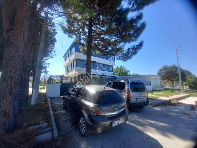 Erlife Yeg Den Çatalçam Da Denize Sıfır Satılık Villa