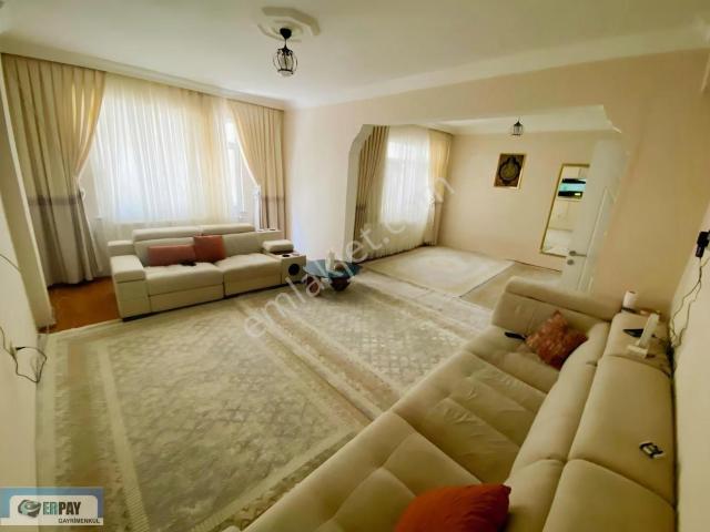 Erpay İnşaatan İsmetpaşa Mahda Temiz 2+1 Asansörlü Ara Kat Daire