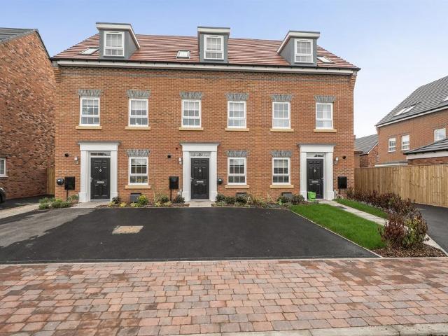 Errington Way, L23 3 bed terraced house to rent £1,525 pcm £352 pw
