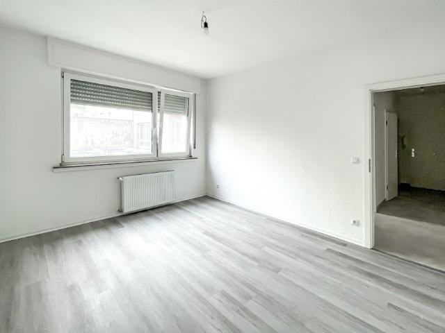 ERSTBEZUG – 3,5 Zimmer – Aufzug – Bermudadreieck / Schauspielhaus