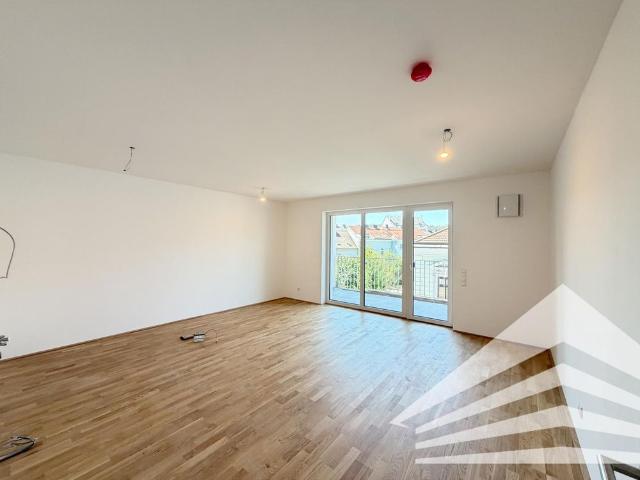 ERSTBEZUG: 3 Zimmerwohnung mit großer Loggia in Bestlage Urfahr