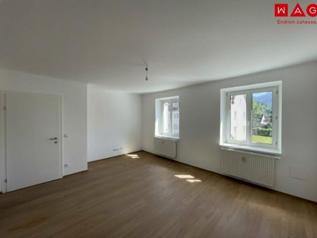 Erstbezug 3 Zimmerwohnung nach Komplettsanierung