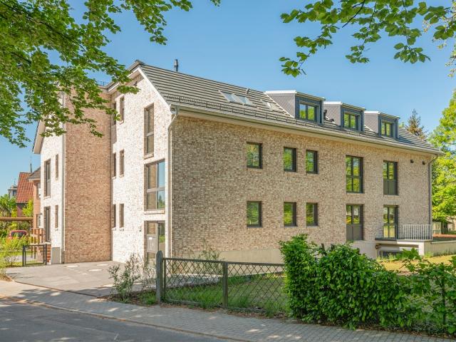Erstbezug: 3 Zimmer Dachgeschosswohung in attraktiver Lage von Rellingen