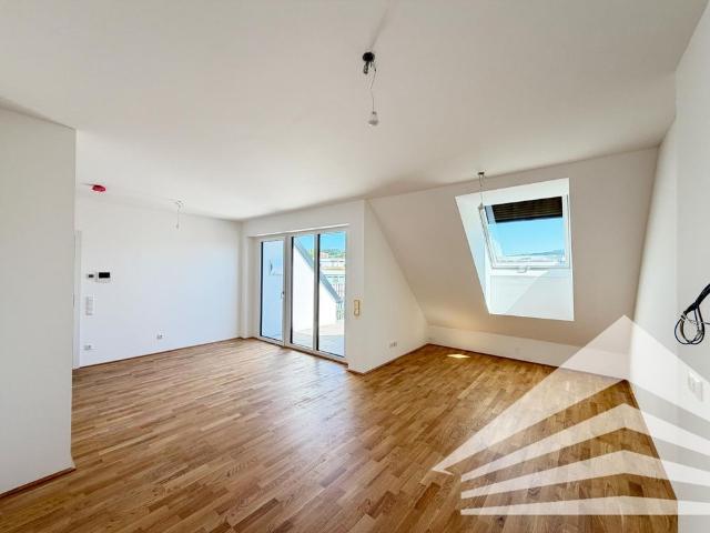 ERSTBEZUG: 3 Zimmer DG Wohnung mit großem Balkon in Bestlage Urfahr