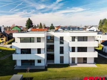 ERSTBEZUG 3 ZIMMER WOHNUNG MIT GROSSBALKON