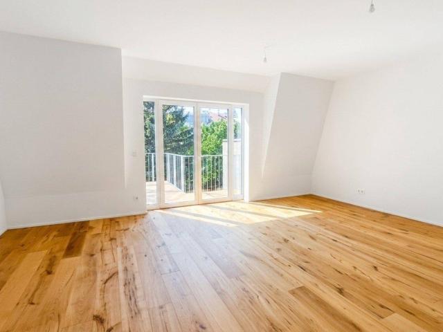 ERSTBEZUG! 3 ZIMMER WOHNUNG MIT WESTBALKON IM DACHGESCHOSS