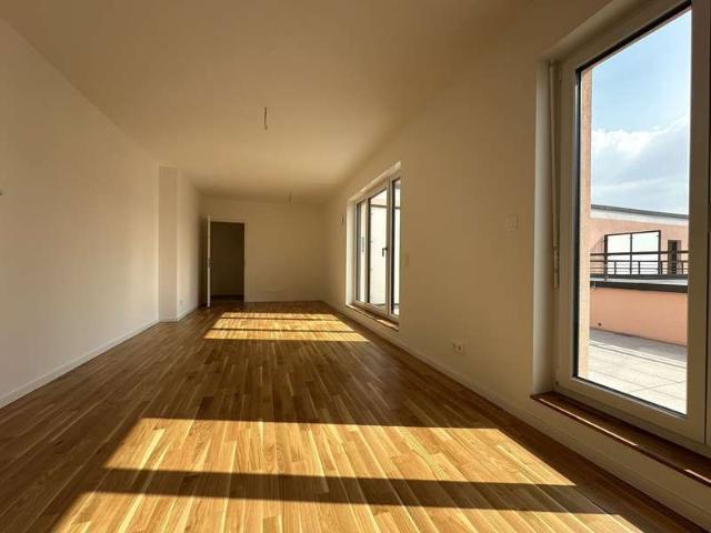 Erstbezug* 3 Raum Wohnung mit Terrasse in Dresden Friedrichstadt