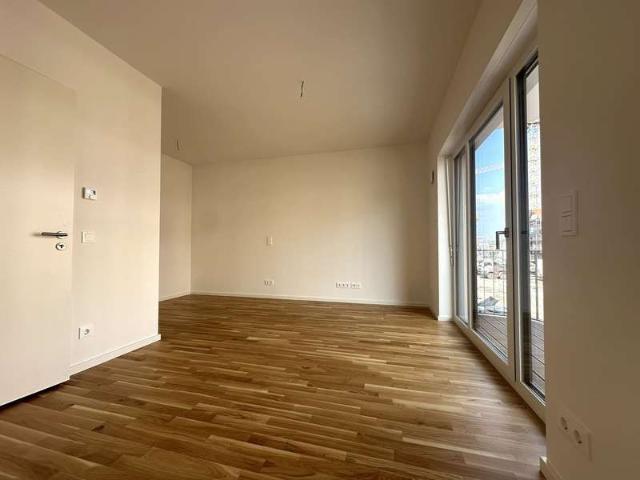 Erstbezug* 1 Raum Wohnung mit Balkon in Dresden Friedrichstadt