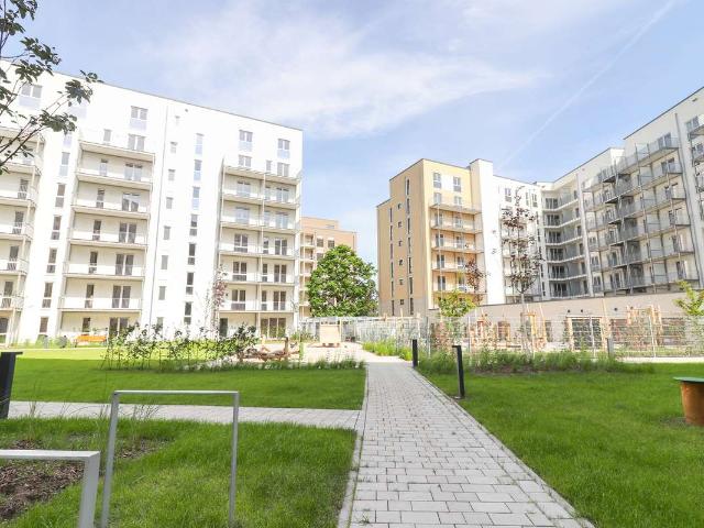 ERSTBEZUG* 2 Zi. Wohnung mit moderner Wohnküche & sonniger Loggia zum Wohlfühlen