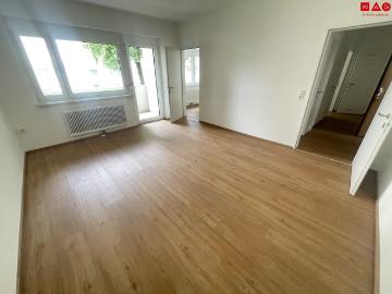 erstbezug 2 zimmerwohnung mit balkon!