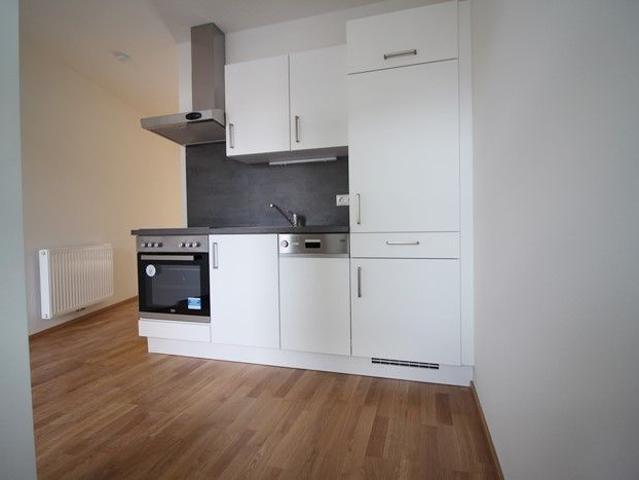ERSTBEZUG: 2 ZIMMERWOHNUNG MIT BALKON NÄHE ZENTRUM