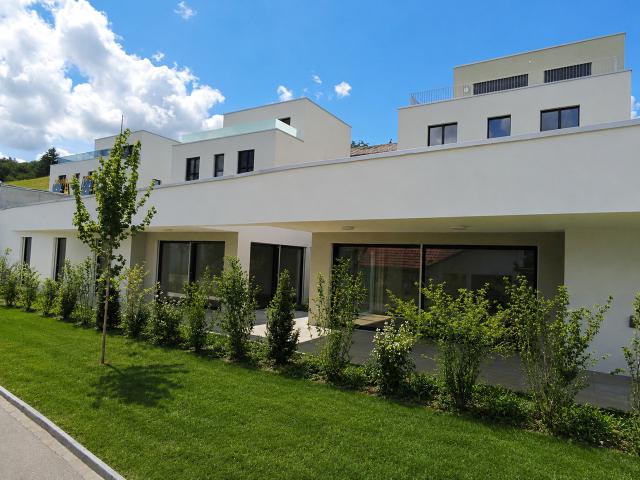 Erstbezug 4.5 Zimmer Terrassenhaus an ruhiger Lage Hilfikon