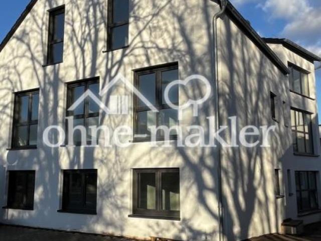 Erstbezug 4 Zimmer Wohnung mit Balkon in Klein Welzheim