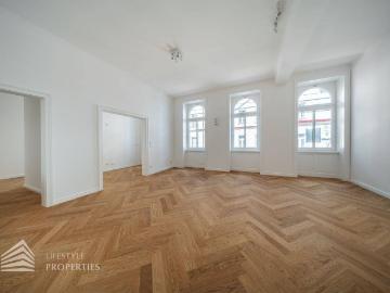 Erstbezug 4 Zimmer Wohnung mit Loggia, Nähe Neustiftgasse