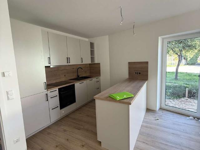 Erstbezug 5 Zimmer Reihenhaus 124m² Garten Terrasse Wärmepumpe Reihenendhaus Haus Wallbox Neumünster