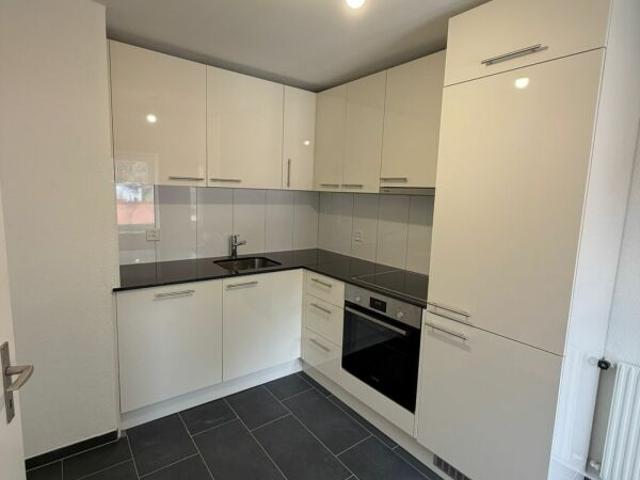 Erstbezug charmante frisch sanierte 2 Zimmer Wohnung jetzt zu vermieten!