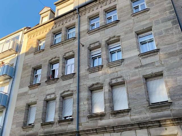 Erstbezug City Altbau Wohnung im 3. OG, renoviert, sehr zentral