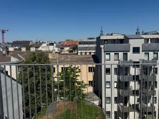 Erstbezug: City Penthouse Dachgeschosswohnung mit 12 m² Balkon und Blick über Wien