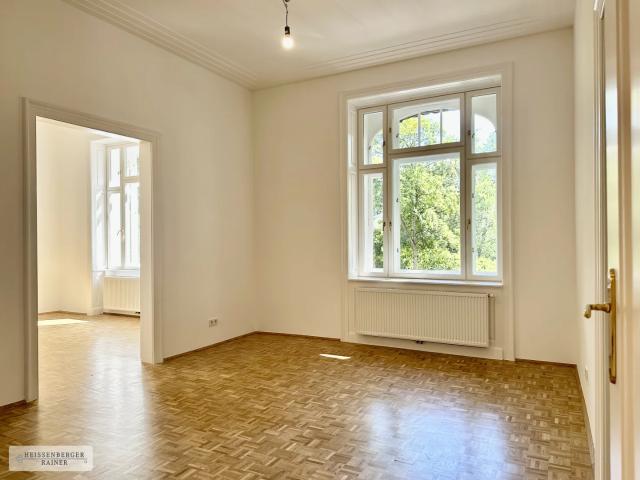 ERSTBEZUG AM DONAUKANAL / UNBEFRISTET / elegante und sehr großzügige Altbauwohnung mit toller Aufteilung
