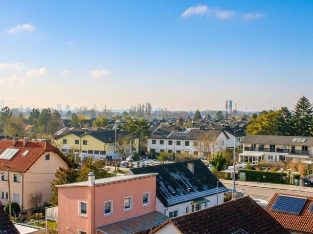 Erstbezug am Mühlwasser – großzügige 3 Zimmer Dachgeschosswohnung mit ca. 27 m² Terrassenfläche