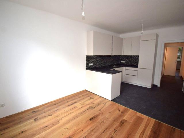 Erstbezug, Balkon, Fußbodenheizung