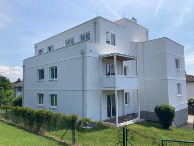 Erstbezug Gartenwohnung Eigengarten westseitig