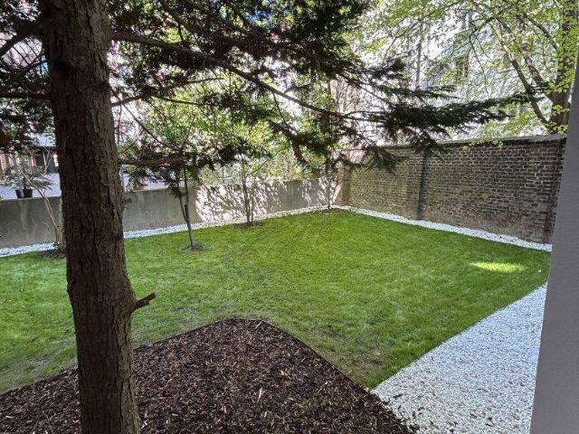 Erstbezug Gartenwohnung mit Altbauflair – Ihr grünes Paradies