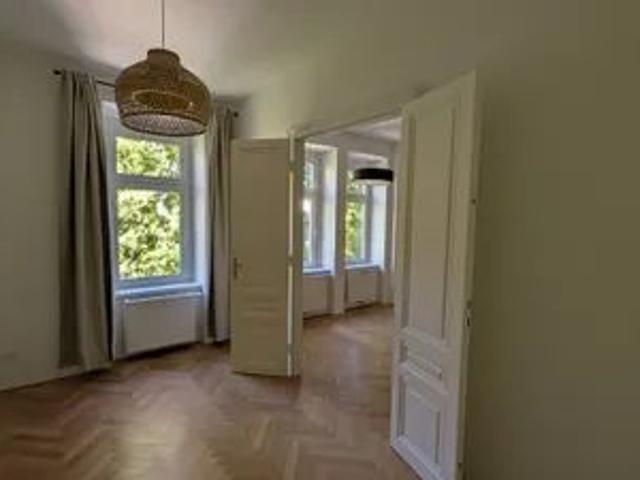 Erstbezug generalsanierte 3 Zimmer Wohnung am Alsergrund