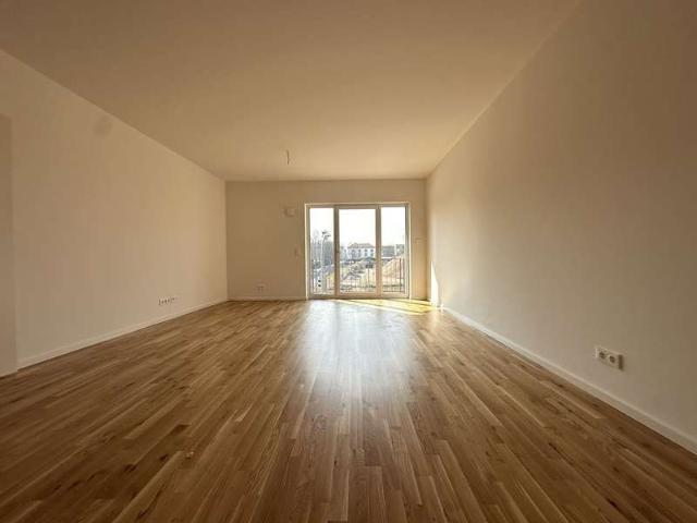 Erstbezug* Geräumige 5 Zimmer Wohnung mit Balkon in Dresden Friedrichstadt