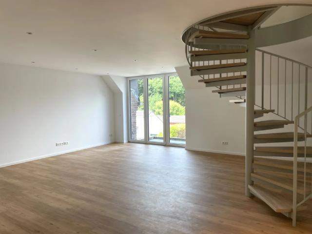 Erstbezug! Großzügige Maisonettewohnung am Kalkumer Schloss!