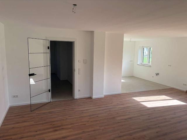 Erstbezug Großzügiges freistehendes Haus mit 5 Zimmern