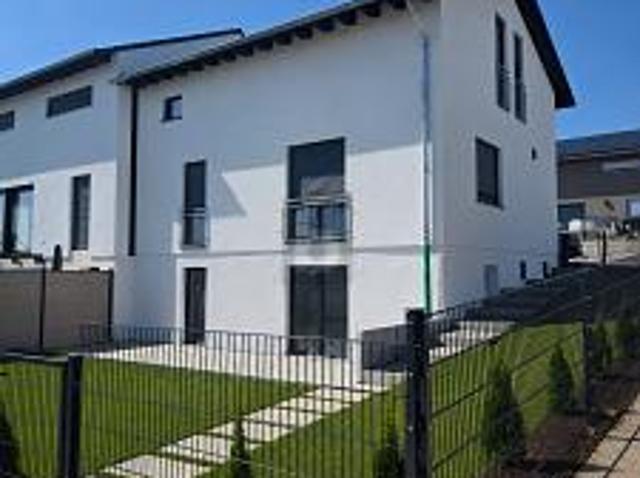 ERSTBEZUG: GROß, MODERN, ENERGIEEFFIZIENT