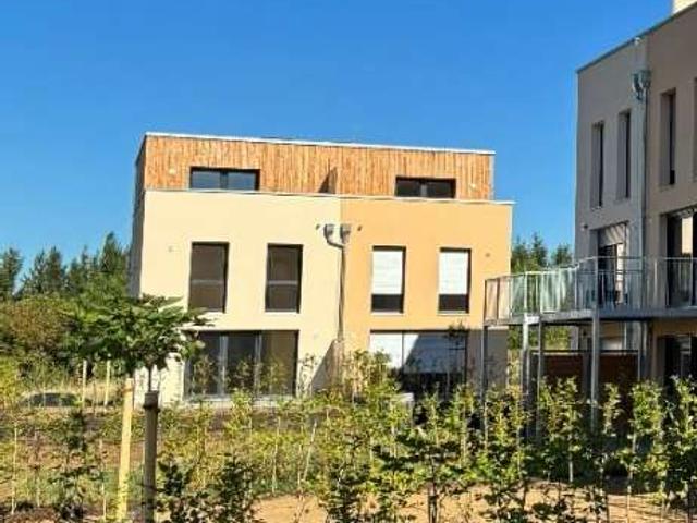 Erstbezug Doppelhaushälfte im neuen Wohnquartier Wohnen am Tannenwälde
