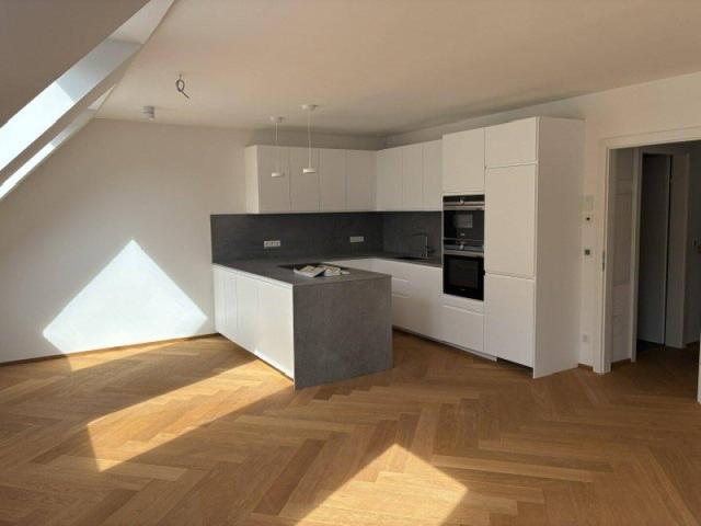 Erstbezug Dachgeschosswohnung 1030 Wien