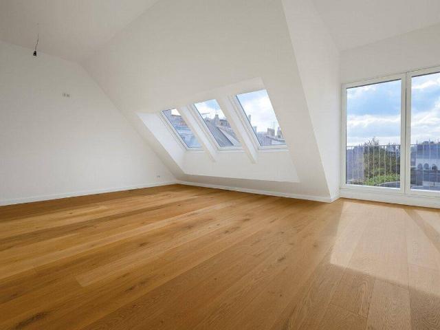 Süd Terrasse | ERSTBEZUG DG Wohnung mit 3 Zimmern | über 3m Raumhöhe | Klima & Luftwärmepumpe | Tiefgaragenplatz